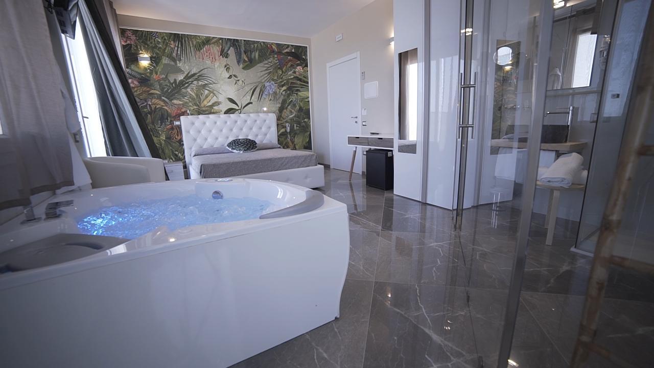 Royal - Beauty & Hotel